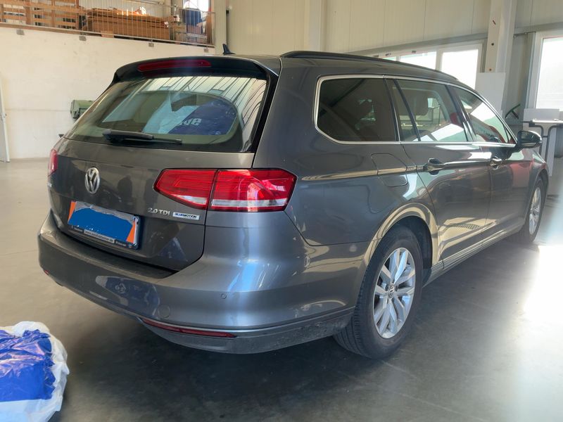 Volkswagen Passat 2.0 TDI Comfortline BlueMotion Tech 2017 – снимка 8