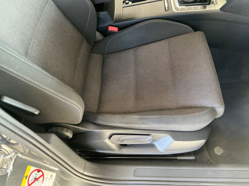 Volkswagen Passat 2.0 TDI Comfortline BlueMotion Tech 2017 – снимка 29