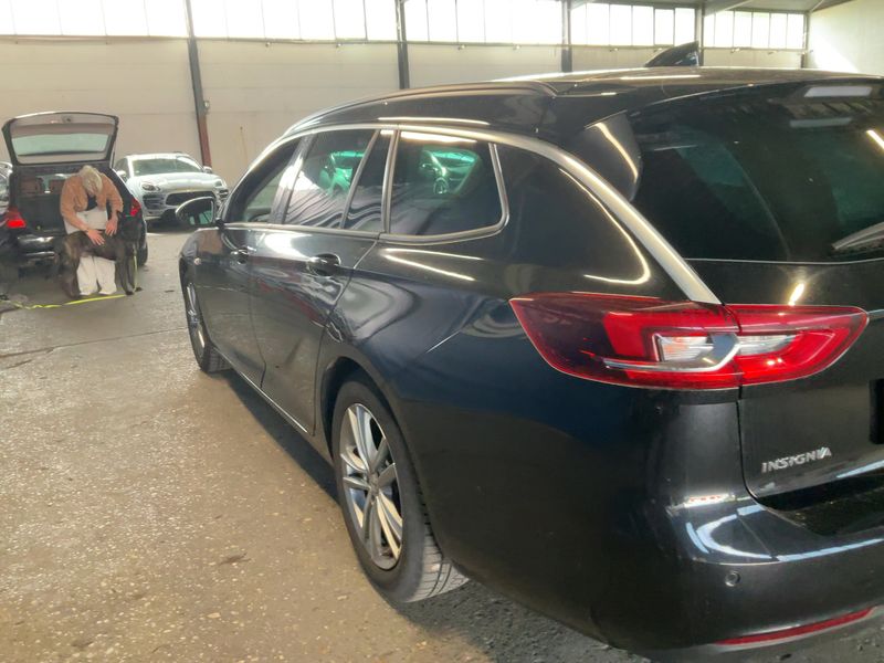 Opel Insignia Sports Tourer 1.5 SIDI Turbo Business Edition 2018 – снимка 6