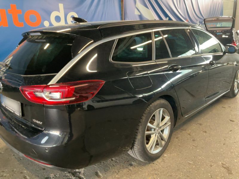 Opel Insignia Sports Tourer 1.5 SIDI Turbo Business Edition 2018 – снимка 8