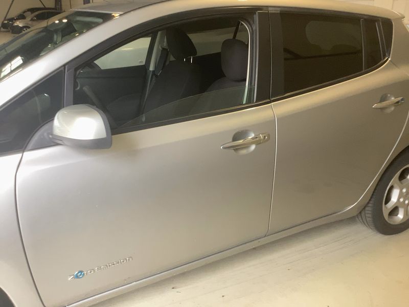 Nissan Leaf electric drive 80 kW Basis 2018 – снимка 4