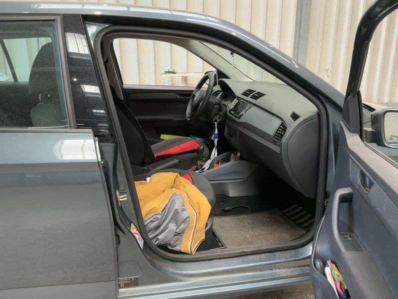 Skoda Fabia 1.0 TSI Cool Plus 2020 – снимка 17