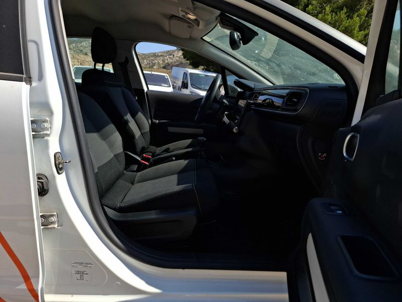 Citroen C3 1.5 Blue-HDi Société Feel Nav 2021 – снимка 10