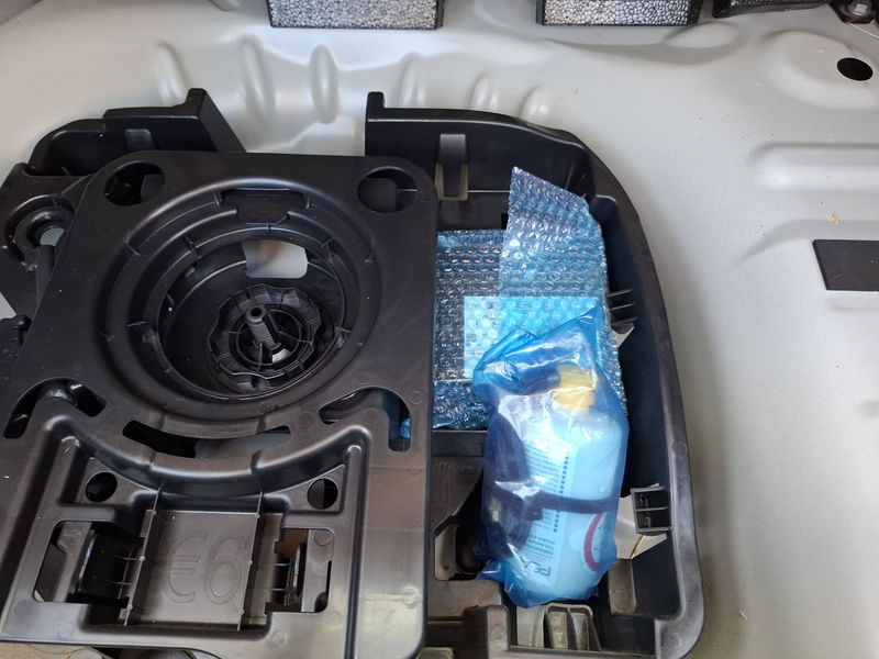 Citroen C3 1.5 Blue-HDi Société Feel Nav 2021 – снимка 28