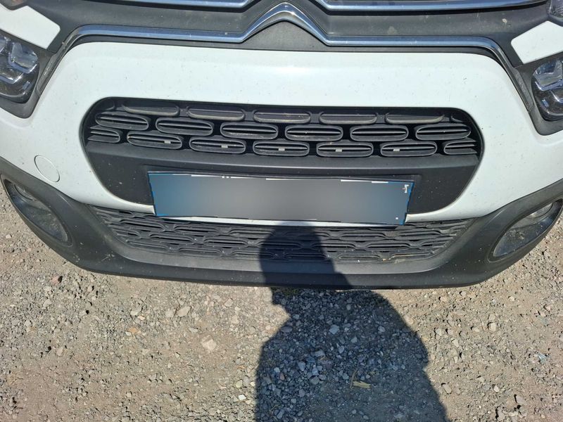 Citroen C3 1.5 Blue-HDi Société Feel Nav 2021 – снимка на щета 81