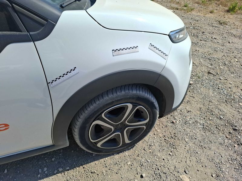 Citroen C3 1.5 Blue-HDi Société Feel Nav 2021 – снимка на щета 36