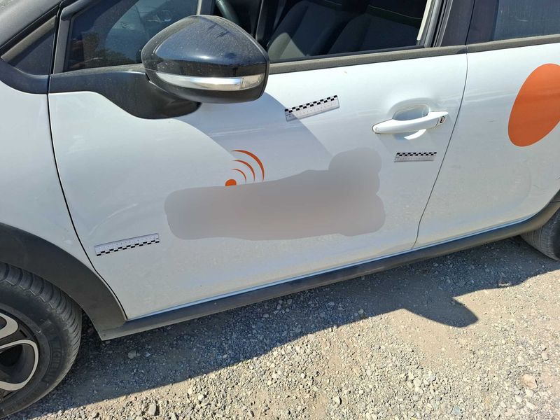 Citroen C3 1.5 Blue-HDi Société Feel Nav 2021 – снимка на щета 61