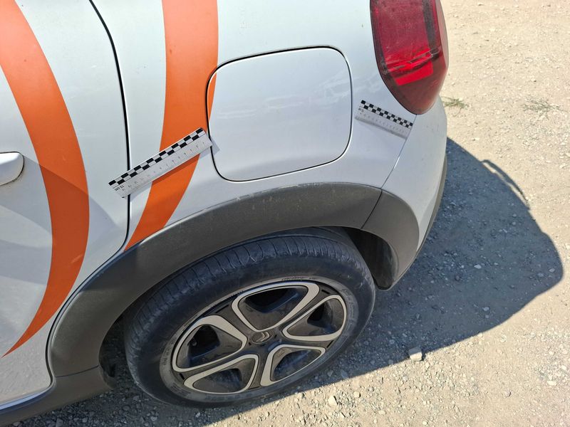 Citroen C3 1.5 Blue-HDi Société Feel Nav 2021 – снимка 53