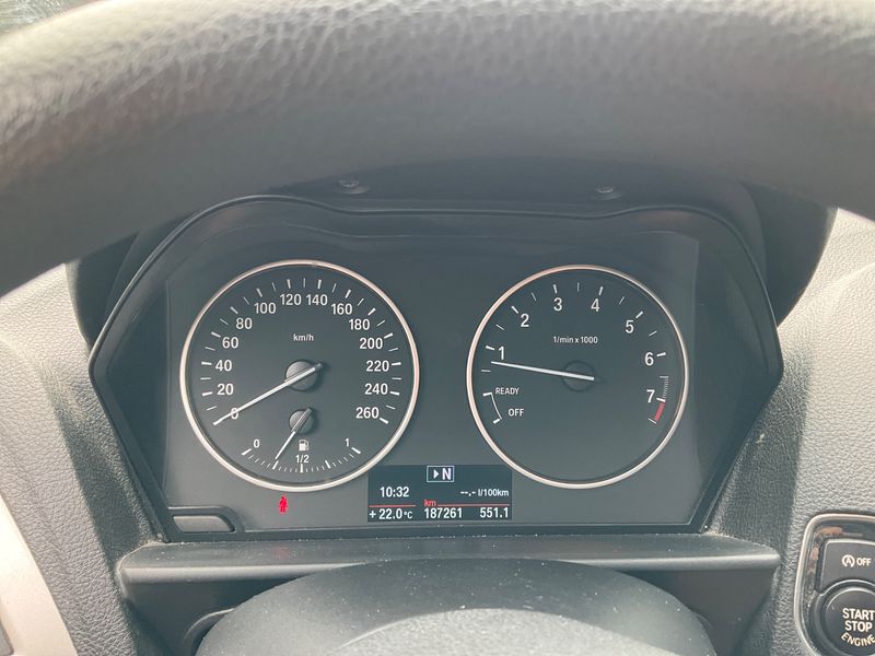 BMW 1er 114i 2012 – снимка 4