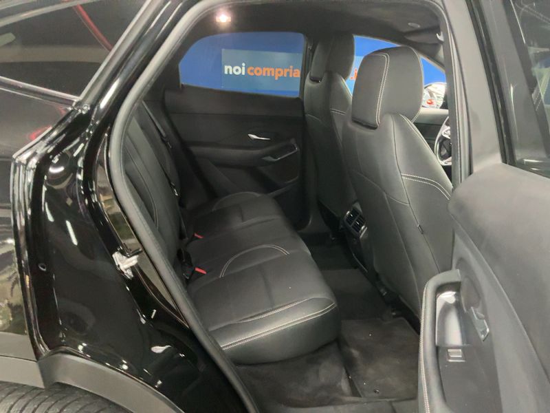 Jaguar E-Pace D200 Mild-Hybrid R-Dynamic AWD 2021 – снимка 19