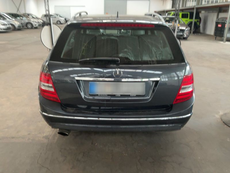 Mercedes-Benz C-Klasse C 200 CGI T BlueEfficiency Avantgarde 2013 – снимка 7