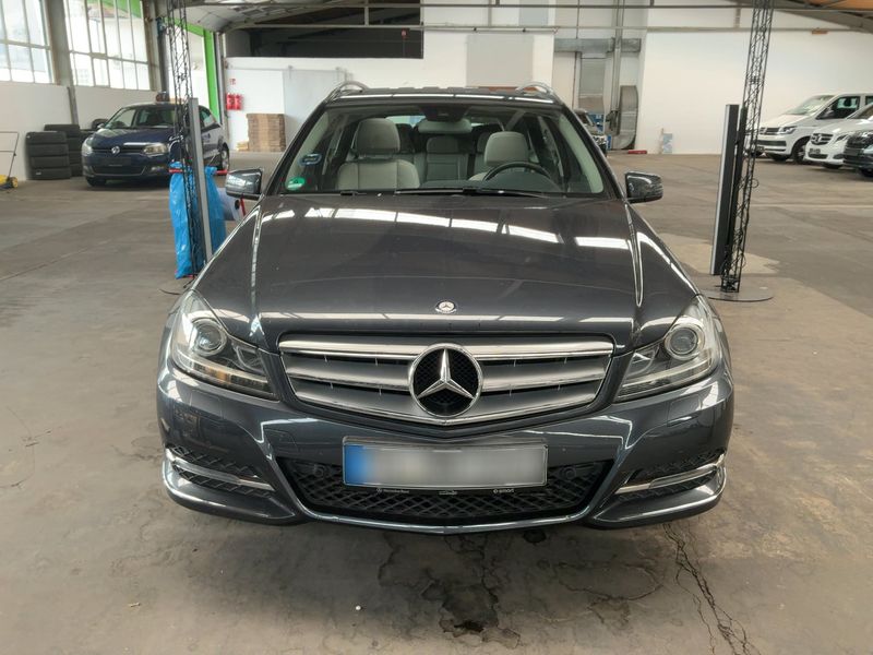 Mercedes-Benz C-Klasse C 200 CGI T BlueEfficiency Avantgarde 2013 – снимка 14