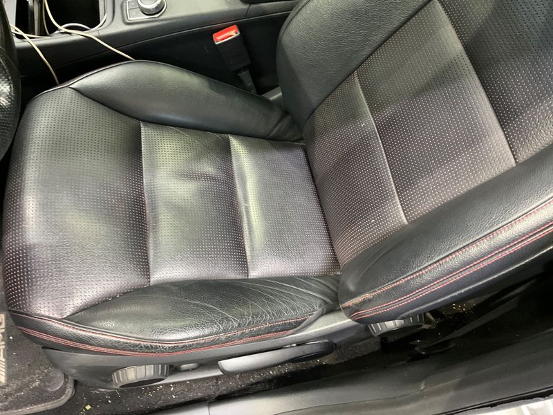Mercedes-Benz GLA-Klasse GLA 200 d AMG Line 2015 – снимка 28
