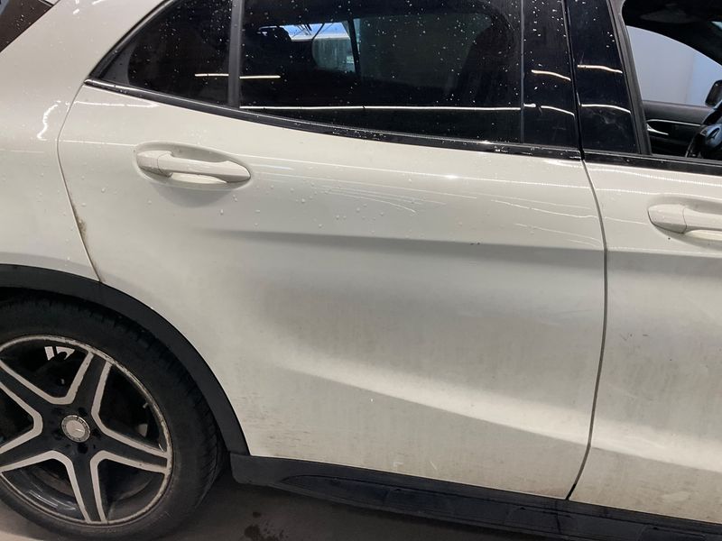 Mercedes-Benz GLA-Klasse GLA 200 d AMG Line 2015 – снимка 26