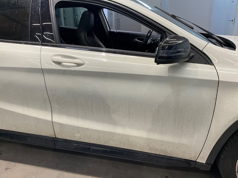 Mercedes-Benz GLA-Klasse GLA 200 d AMG Line 2015 – снимка 27