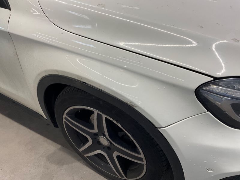 Mercedes-Benz GLA-Klasse GLA 200 d AMG Line 2015 – снимка 22