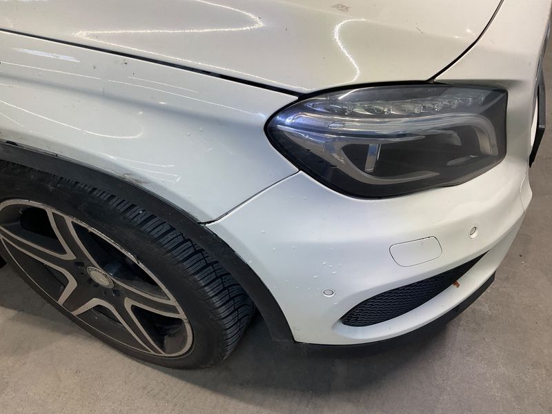 Mercedes-Benz GLA-Klasse GLA 200 d AMG Line 2015 – снимка 46