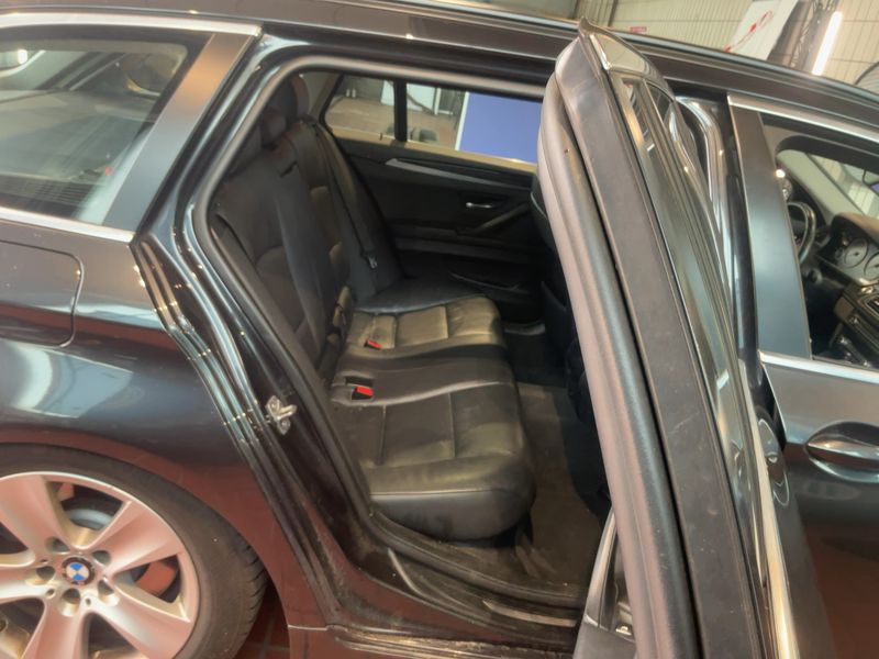 BMW 5er 520d 2011 – снимка 19