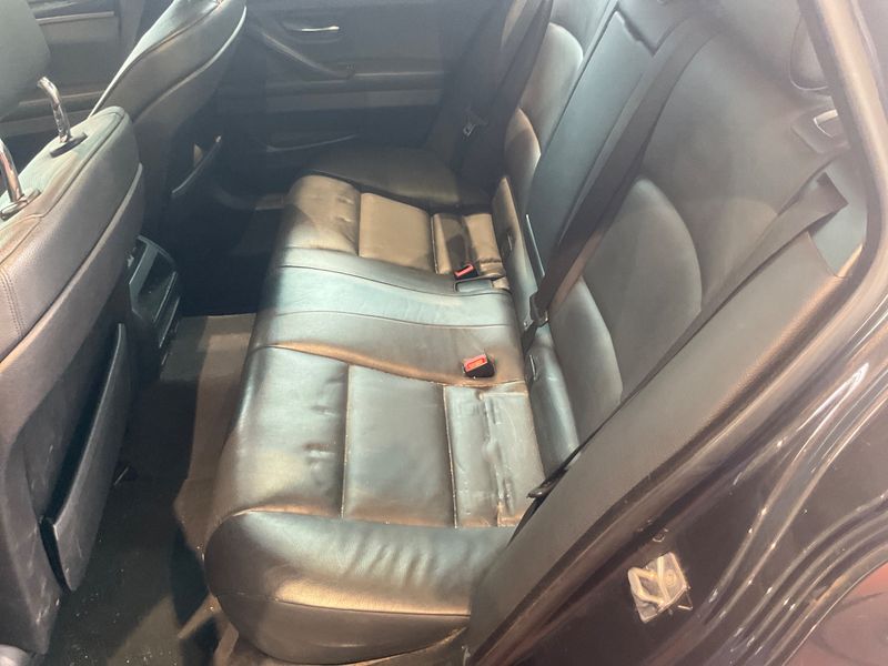 BMW 5er 520d 2011 – снимка 37