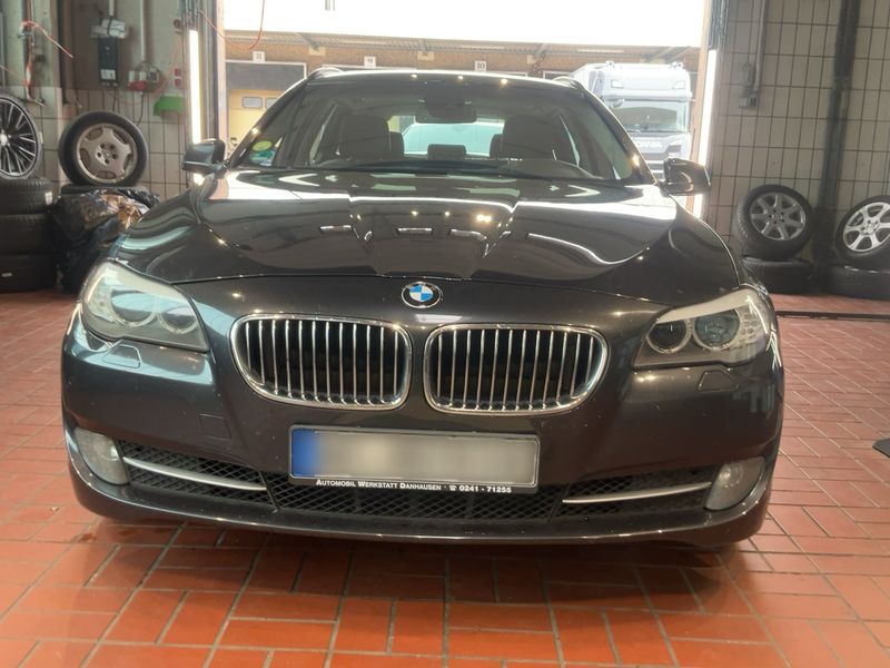BMW 5er 520d 2011 – снимка 14