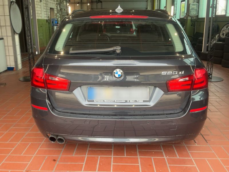 BMW 5er 520d 2011 – снимка 7
