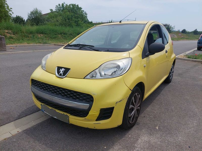 Peugeot 107 1.0 Urban 2009 – снимка 1