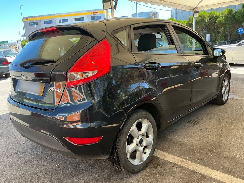 Ford Fiesta 1.4 TDCi Trend 2011 – снимка 8