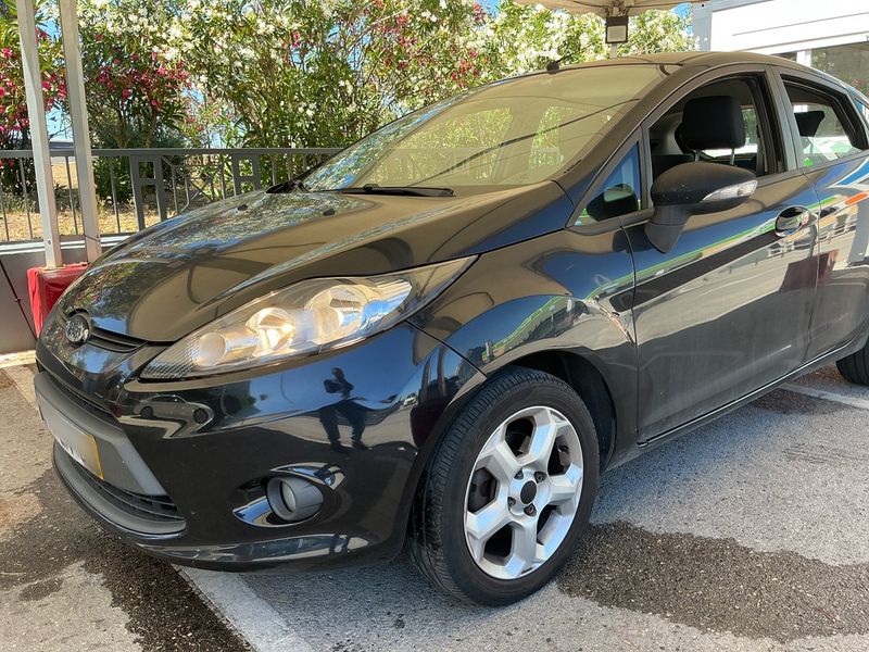 Ford Fiesta 1.4 TDCi Trend 2011 – снимка 2