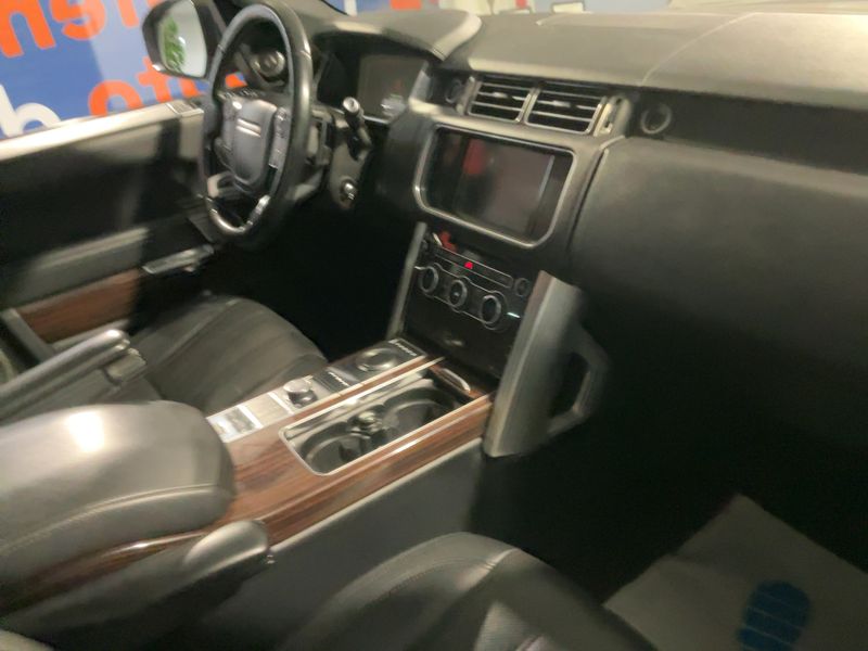 Land Rover Range Rover 4.4 SDI Vogue 2015 – снимка 17