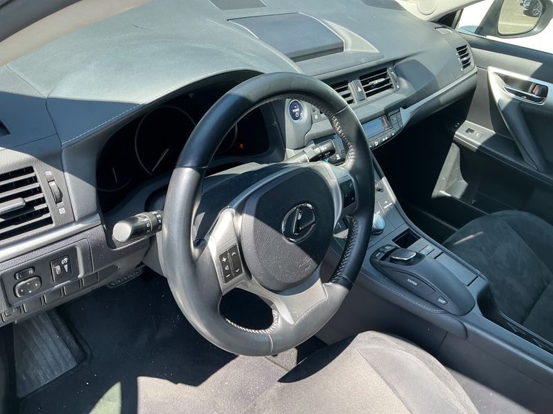 Lexus CT-Serie CT 200h Sensation 2011 – снимка 22