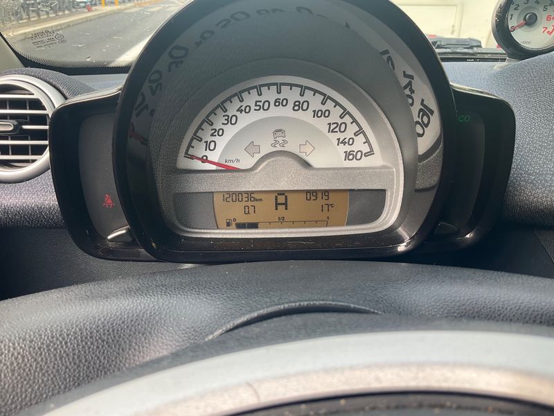 Smart fortwo 1.0 Micro Hybrid Drive pulse 2013 – снимка 18