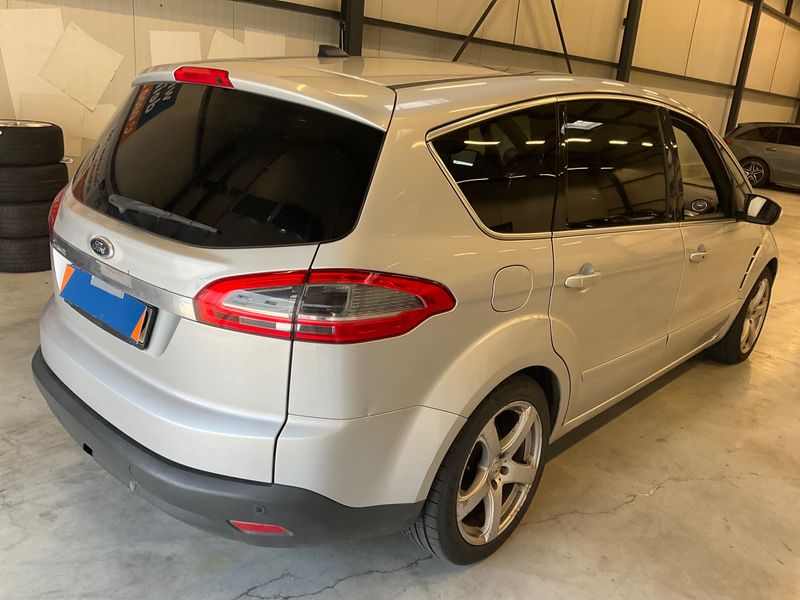 Ford S-Max 2.0 TDCi Titanium 2011 – снимка 2