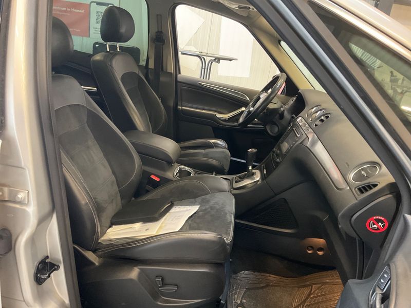 Ford S-Max 2.0 TDCi Titanium 2011 – снимка 3