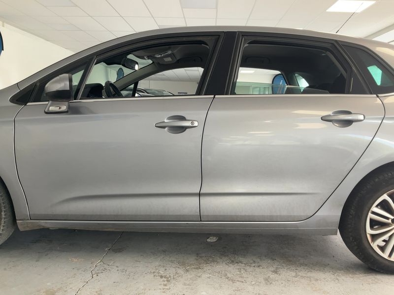 Citroen C4 1.6 Blue-HDi Millenium 2016 – снимка 4