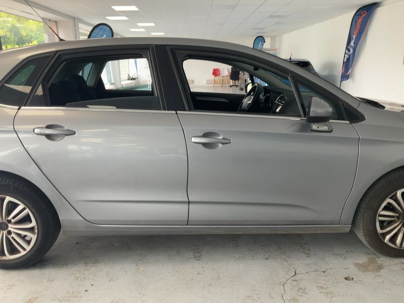 Citroen C4 1.6 Blue-HDi Millenium 2016 – снимка 10
