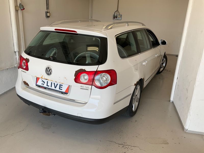 Volkswagen Passat 2.0 TDI Sportline 4Motion 2010 – снимка 2