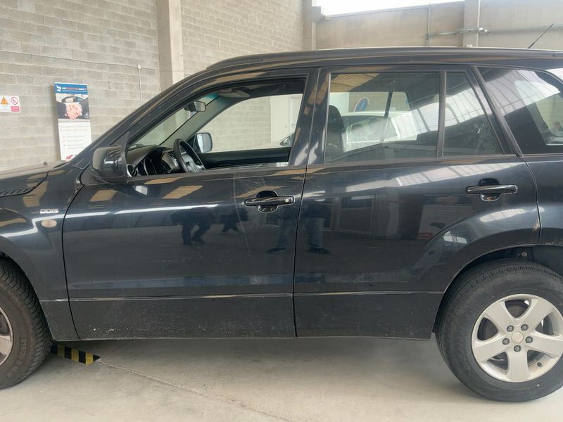 Suzuki Grand Vitara 1.9 DDiS Comfort 2006 – снимка 4