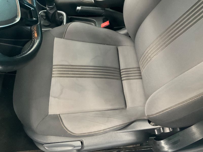 Volkswagen Polo 1.2 TSI Allstar BlueMotion Tech 2016 – снимка 27