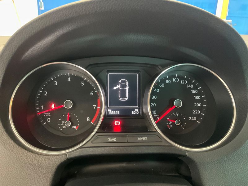 Volkswagen Polo 1.2 TSI Allstar BlueMotion Tech 2016 – снимка 19