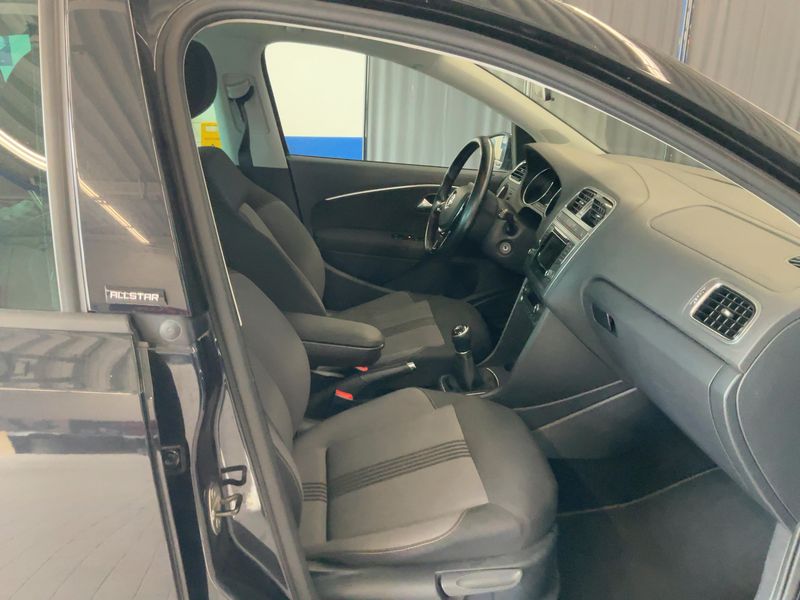 Volkswagen Polo 1.2 TSI Allstar BlueMotion Tech 2016 – снимка 17