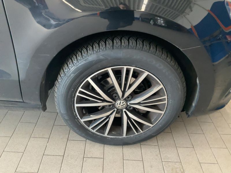 Volkswagen Polo 1.2 TSI Allstar BlueMotion Tech 2016 – снимка 11
