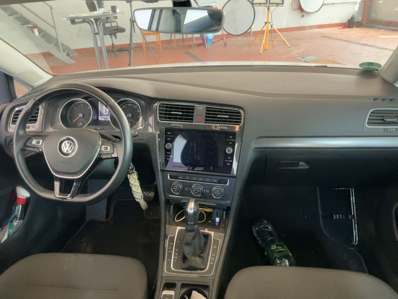 Volkswagen Golf VII 1.6 TDI Comfortline BlueMotion Tech 2019 – снимка 17