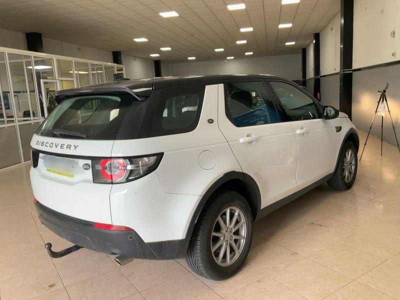Land Rover Discovery Sport 2.0 Td4 Pure 2016 – снимка 8