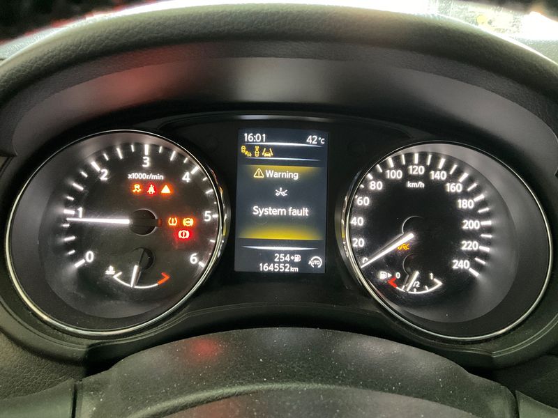Nissan Pulsar 1.5 Turbodiesel Acenta Launch Edition 2014 – снимка 18