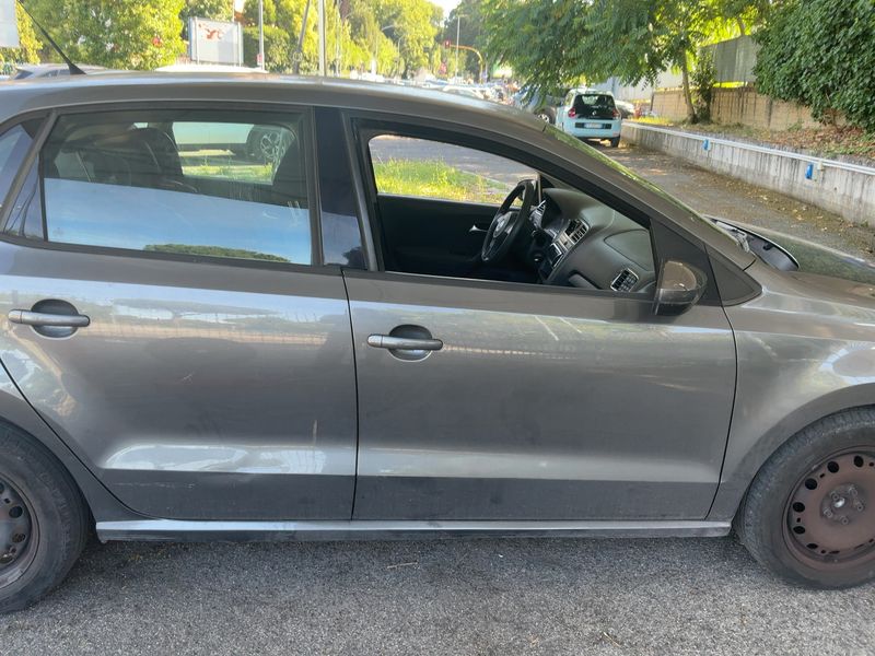 Volkswagen Polo 1.2 TDI Comfortline 2011 – снимка 10