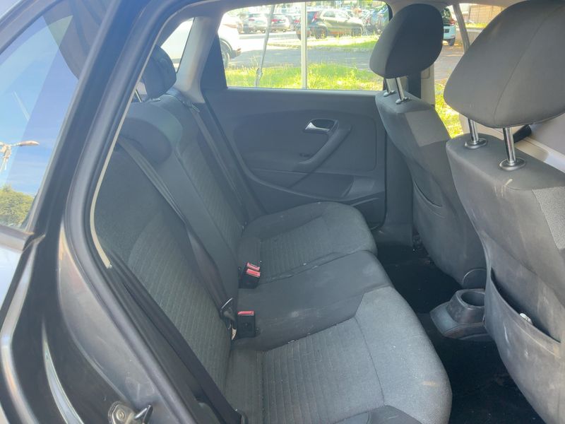 Volkswagen Polo 1.2 TDI Comfortline 2011 – снимка 19