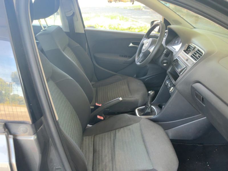 Volkswagen Polo 1.2 TDI Comfortline 2011 – снимка 16