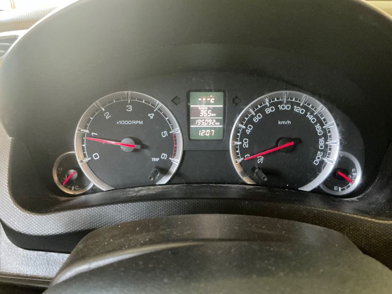 Suzuki Swift 1.3 DDiS GL 2012 – снимка 4