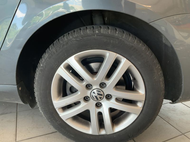 Volkswagen Passat 2.0 TDI Highline 4Motion BlueMotion Tech 2012 – снимка 17