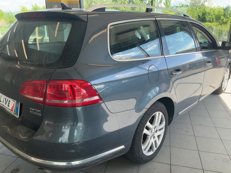 Volkswagen Passat 2.0 TDI Highline 4Motion BlueMotion Tech 2012 – снимка 6